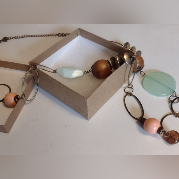 Long Multimedia Geometric Retro Style Necklace - Picture 4 of 4